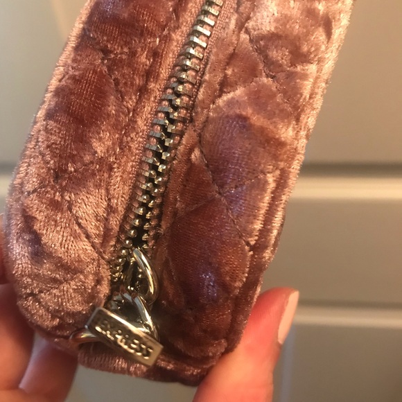 Express blush velvet mini shoulder bag - Picture 3 of 5